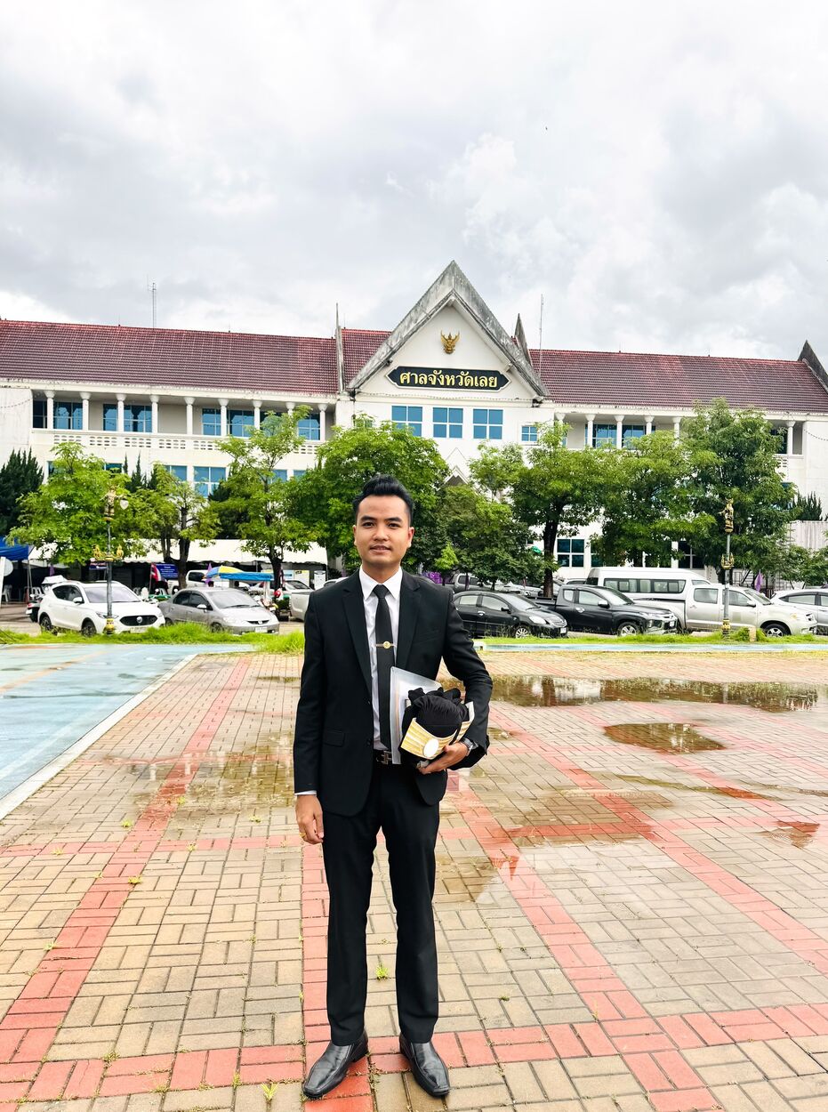 บริการว่าความและที่ปรึกษากฎหมาย